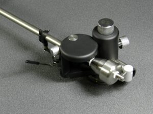 AXIOM TONEARM