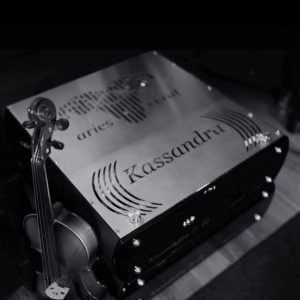 Kassandra-LE-violin Aries Cerat Kassandra Signature Limited Edition DAC, R2R Ladder DAC